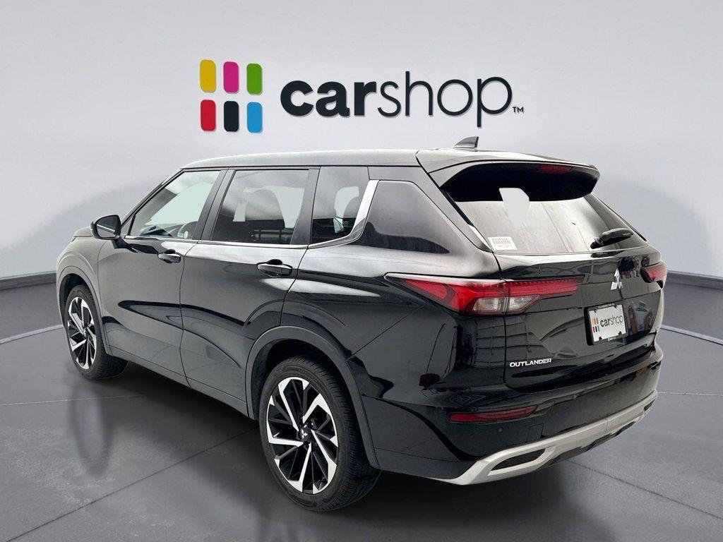 used 2024 Mitsubishi Outlander car, priced at $24,999