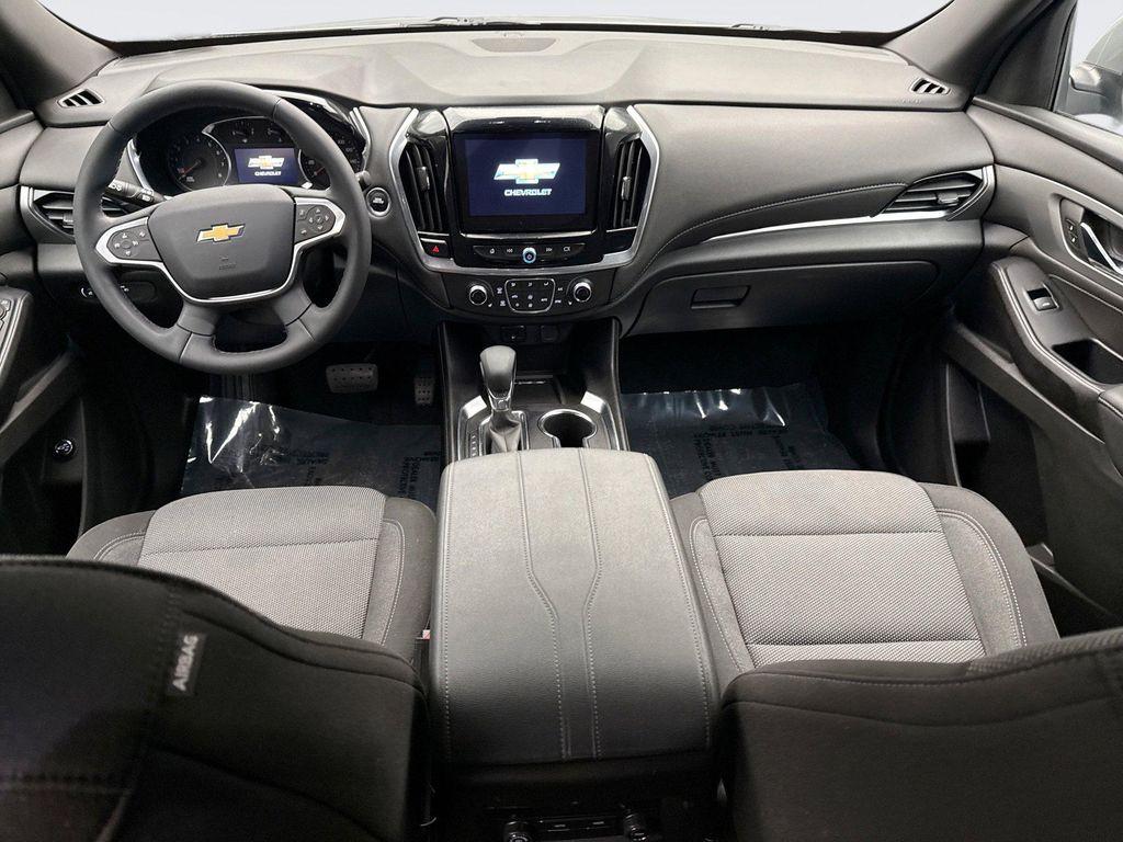 used 2023 Chevrolet Traverse car, priced at $31,599