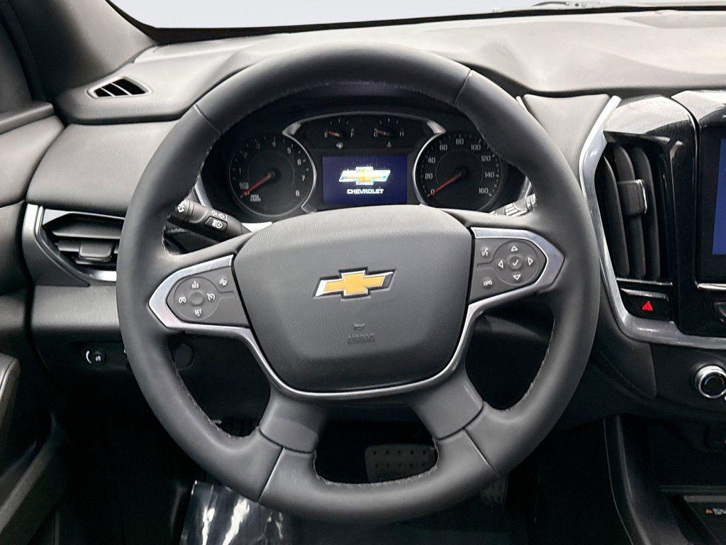 used 2023 Chevrolet Traverse car, priced at $31,599