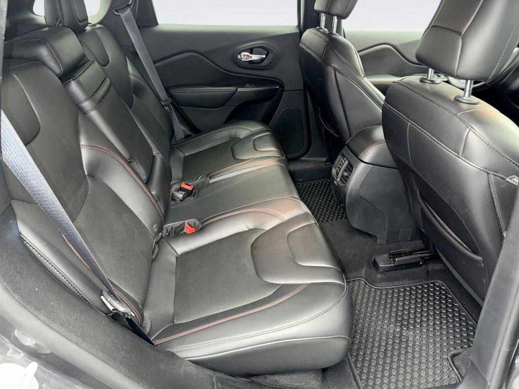 used 2019 Jeep Cherokee car, priced at $17,948