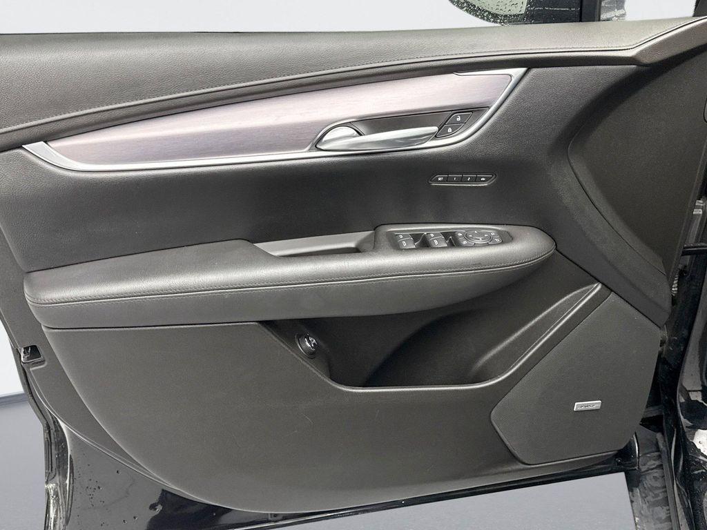 used 2019 Cadillac XT5 car, priced at $22,949