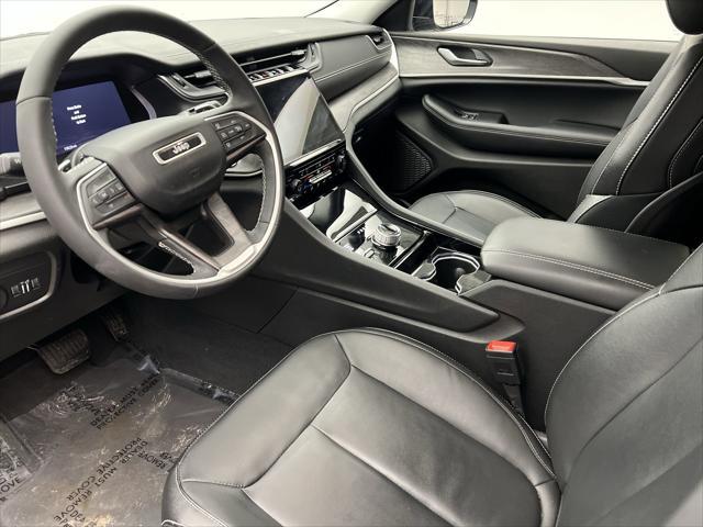 used 2023 Jeep Grand Cherokee car, priced at $36,199