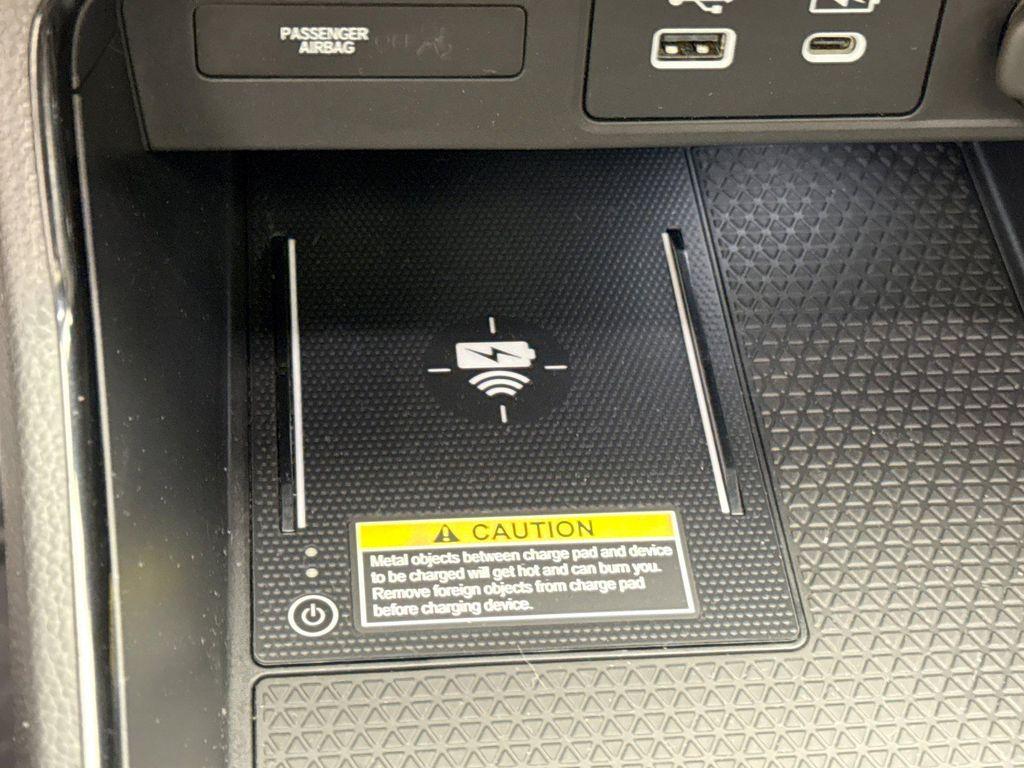 used 2025 Honda CR-V Hybrid car, priced at $37,299