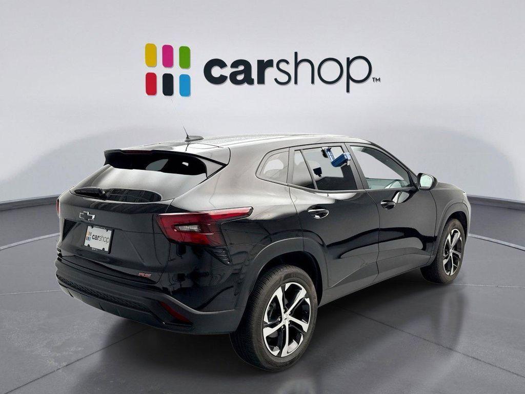 used 2024 Chevrolet Trax car, priced at $22,999
