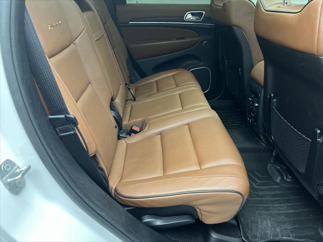 used 2016 Jeep Grand Cherokee car, priced at $20,649