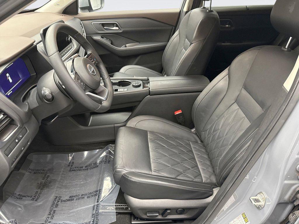 used 2023 Nissan Rogue car, priced at $28,999