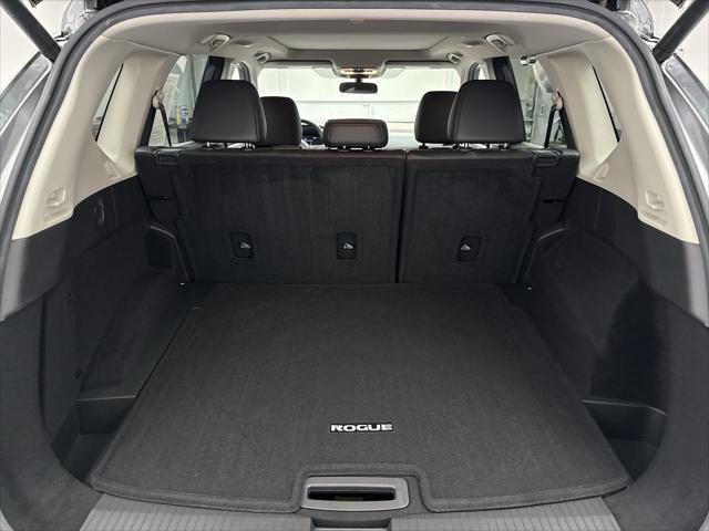 used 2022 Nissan Rogue car, priced at $25,599