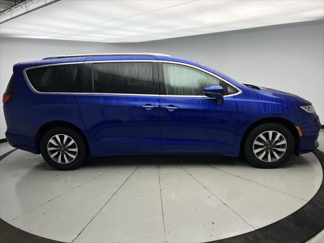 used 2021 Chrysler Pacifica car, priced at $28,399