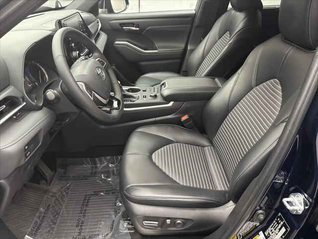 used 2022 Toyota Highlander car, priced at $41,000