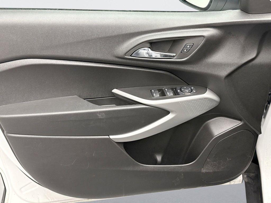 used 2024 Chevrolet Trax car, priced at $20,999