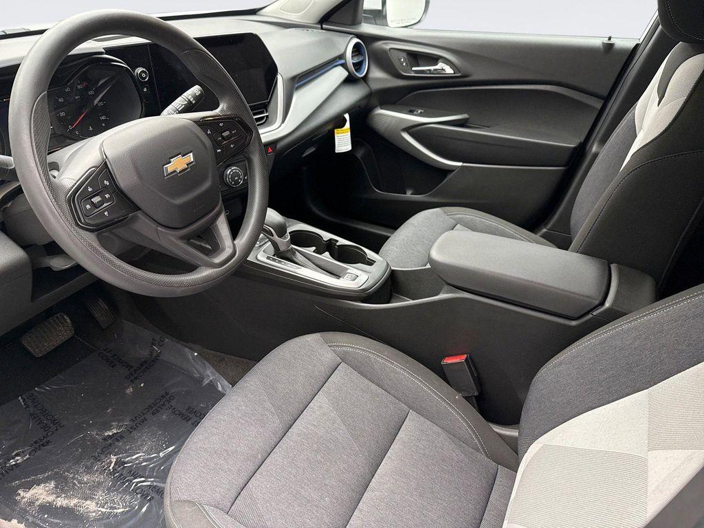 used 2024 Chevrolet Trax car, priced at $20,999