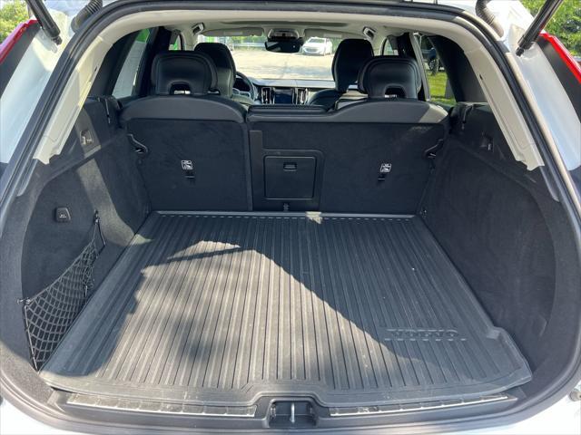 used 2020 Volvo XC60 car, priced at $22,649