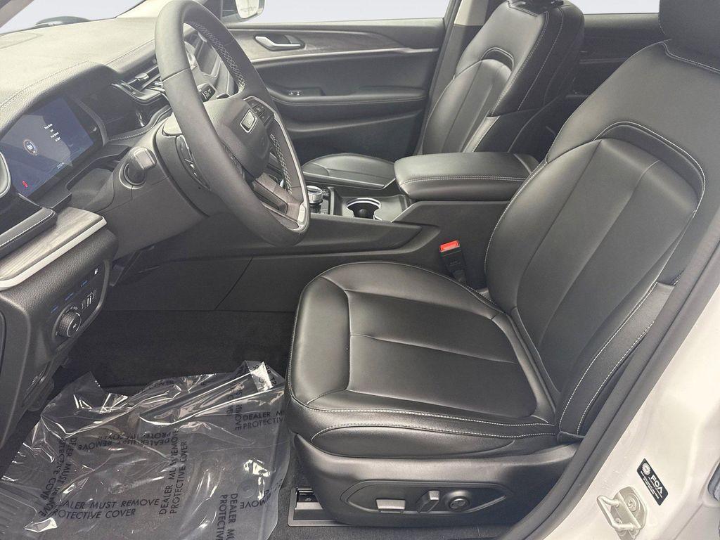 used 2023 Jeep Grand Cherokee 4xe car, priced at $31,599