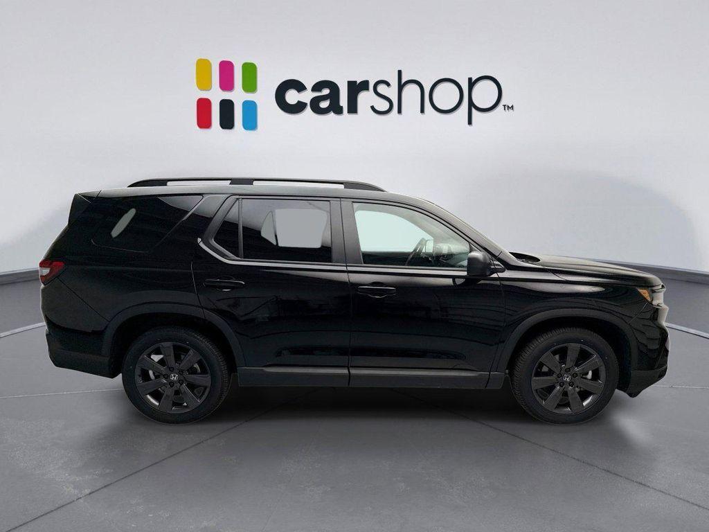 used 2023 Honda Pilot car, priced at $37,499