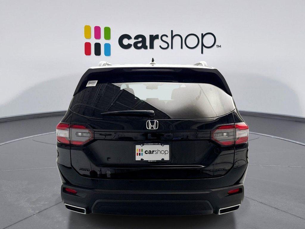 used 2023 Honda Pilot car, priced at $37,499