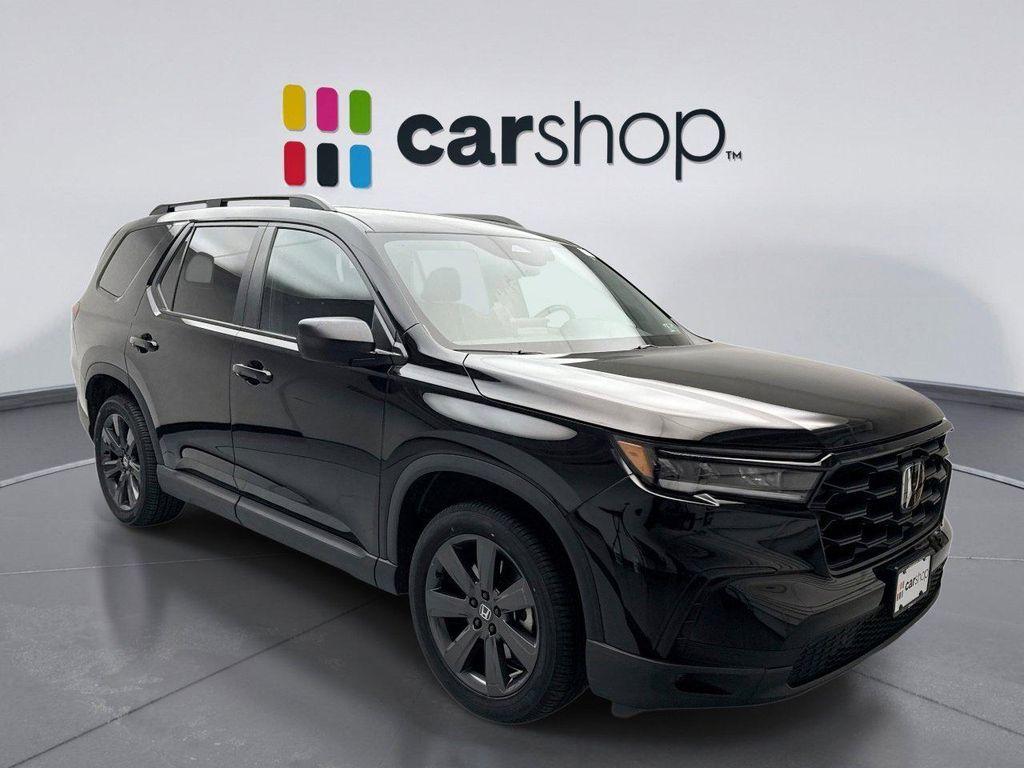 used 2023 Honda Pilot car, priced at $37,499