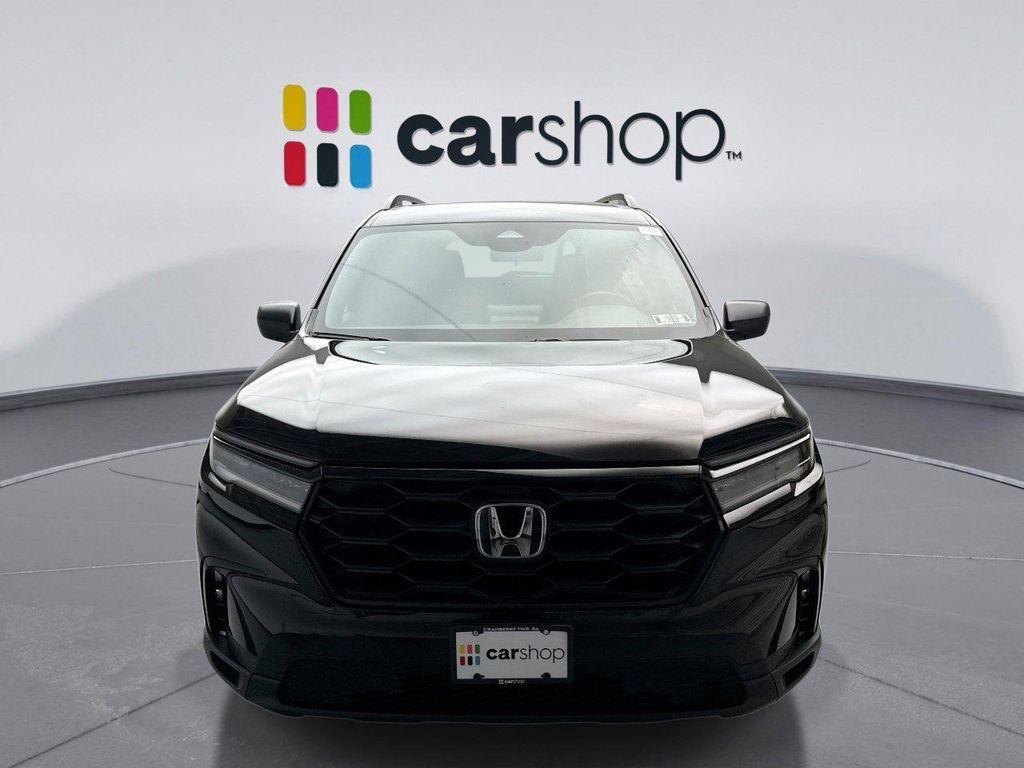 used 2023 Honda Pilot car, priced at $37,499