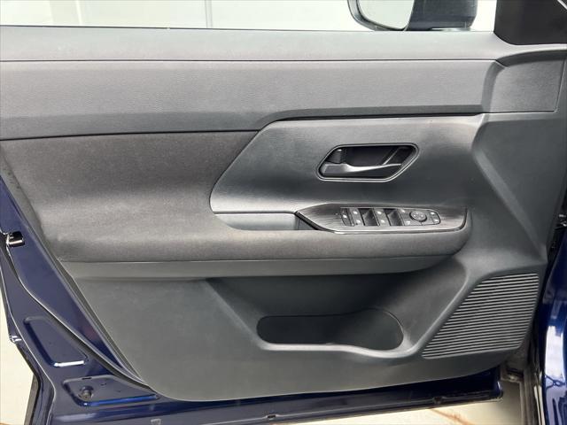 used 2025 Nissan Kicks car, priced at $23,999