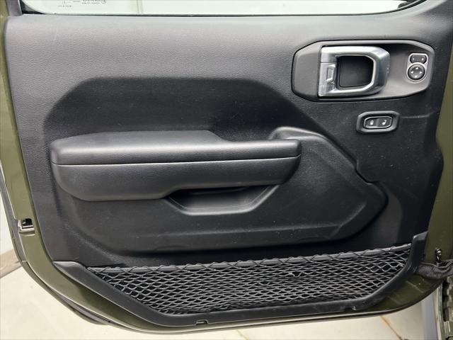 used 2021 Jeep Gladiator car, priced at $32,199