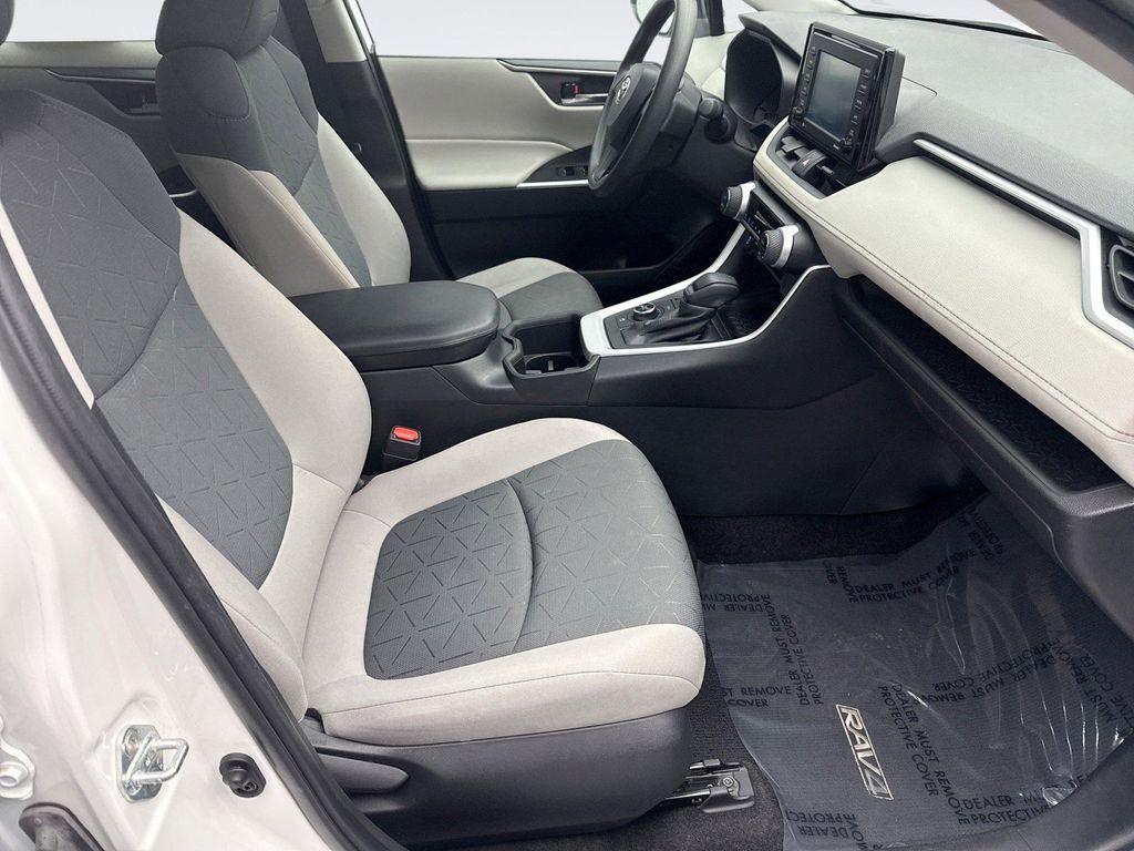 used 2022 Toyota RAV4 Hybrid car, priced at $31,199