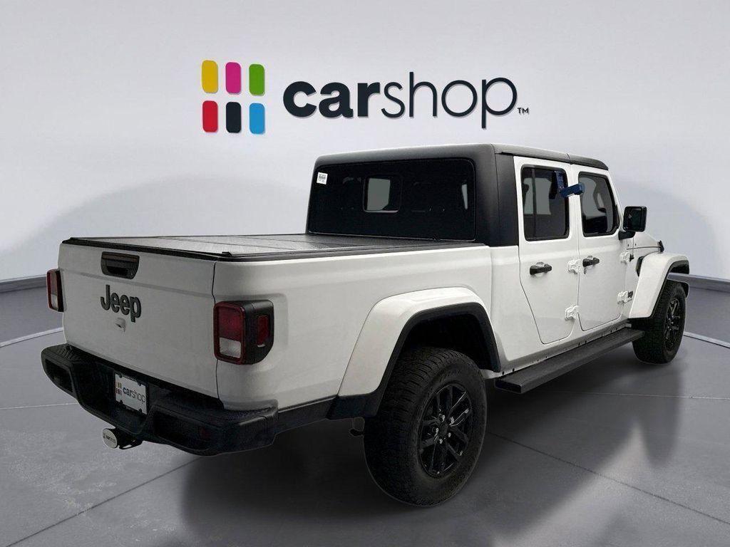 used 2022 Jeep Gladiator car, priced at $31,599