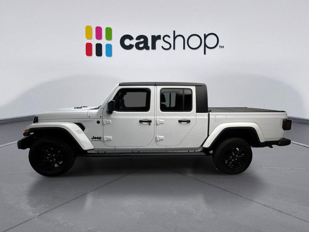 used 2022 Jeep Gladiator car, priced at $31,599