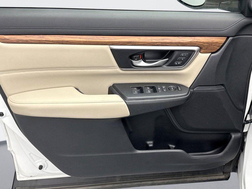used 2020 Honda CR-V car, priced at $27,548