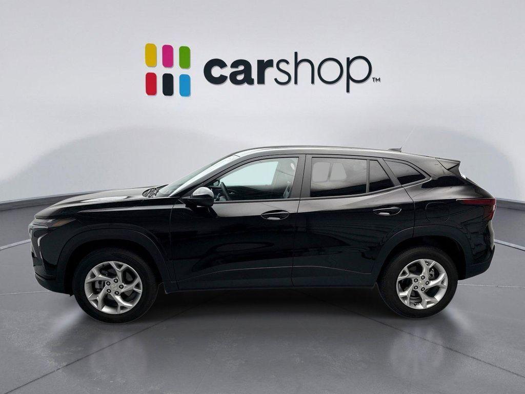 used 2024 Chevrolet Trax car, priced at $20,599