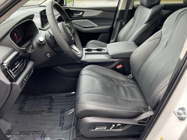 used 2025 Acura MDX car, priced at $53,999