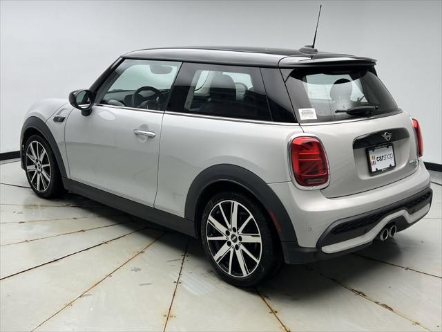 used 2022 MINI Hardtop car, priced at $21,398