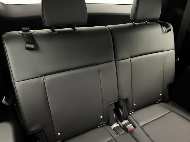 used 2025 Hyundai Santa Fe car, priced at $38,599