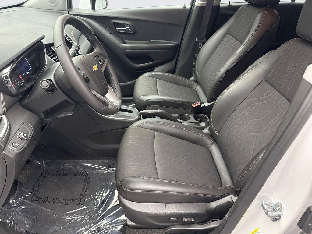 used 2022 Chevrolet Trax car, priced at $19,999