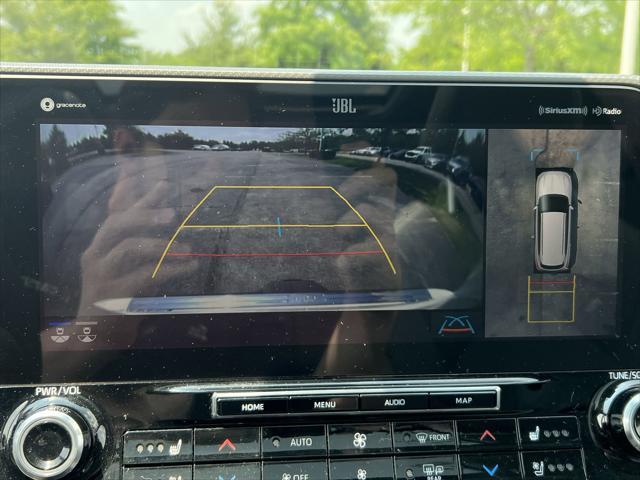 used 2021 Toyota Highlander car, priced at $40,199