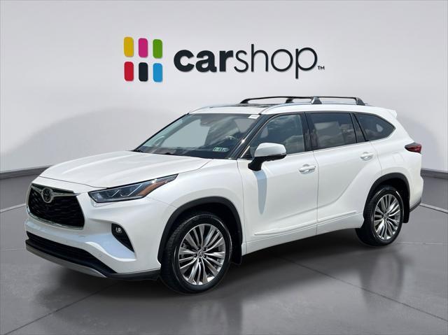 used 2021 Toyota Highlander car, priced at $40,199