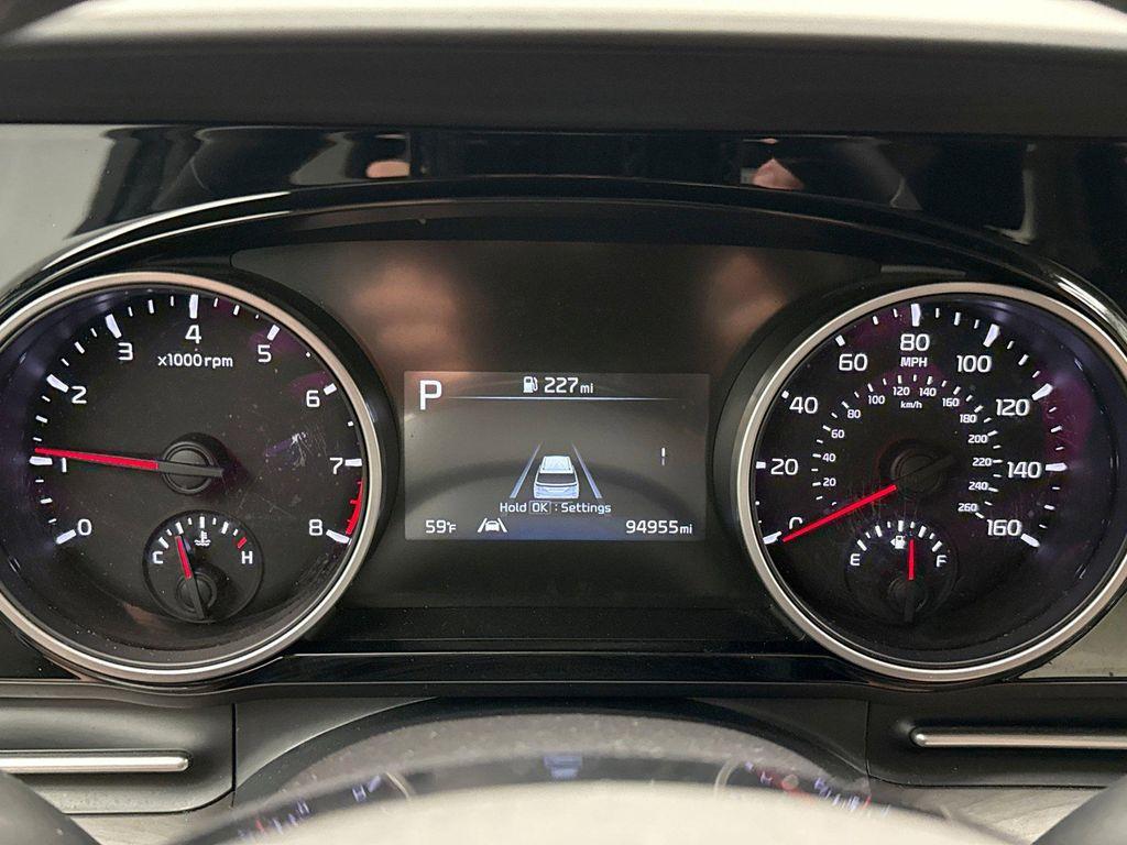 used 2022 Kia Carnival car, priced at $24,048