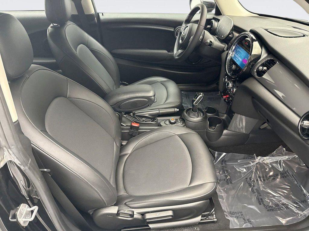 used 2022 MINI Hardtop car, priced at $22,399