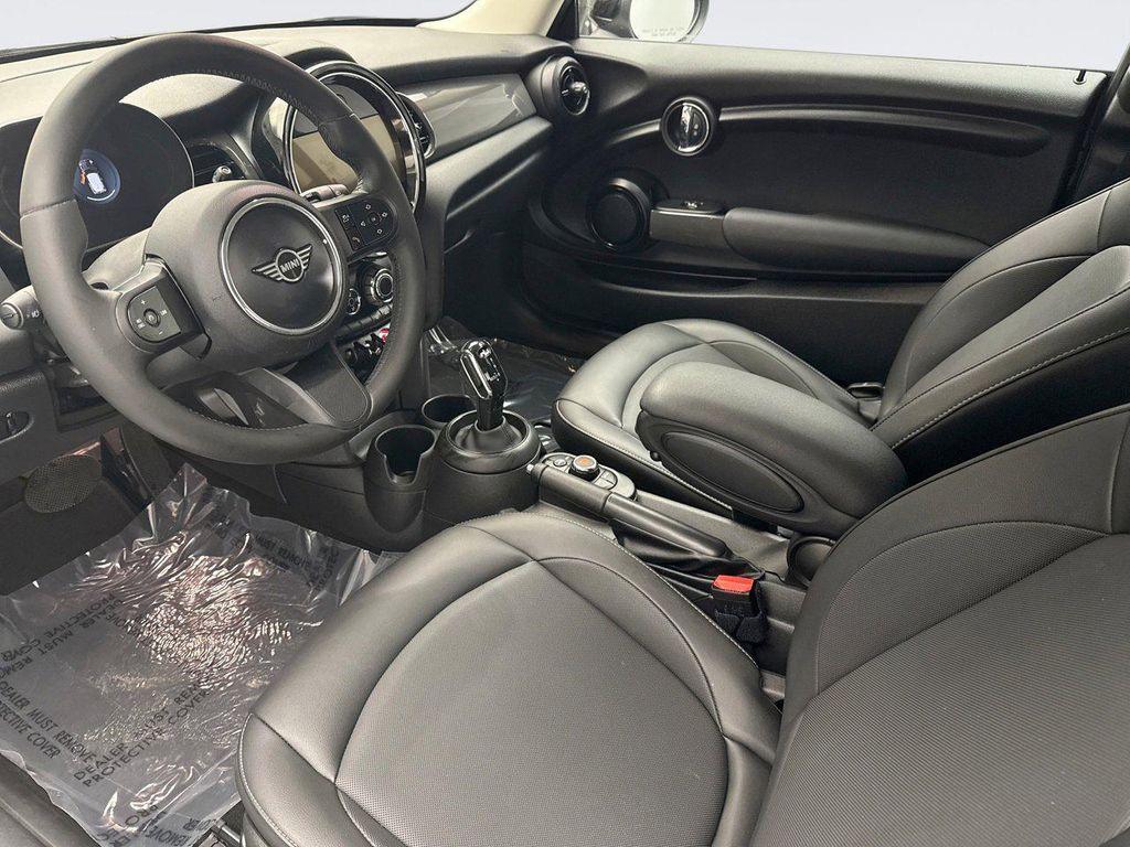 used 2022 MINI Hardtop car, priced at $22,399