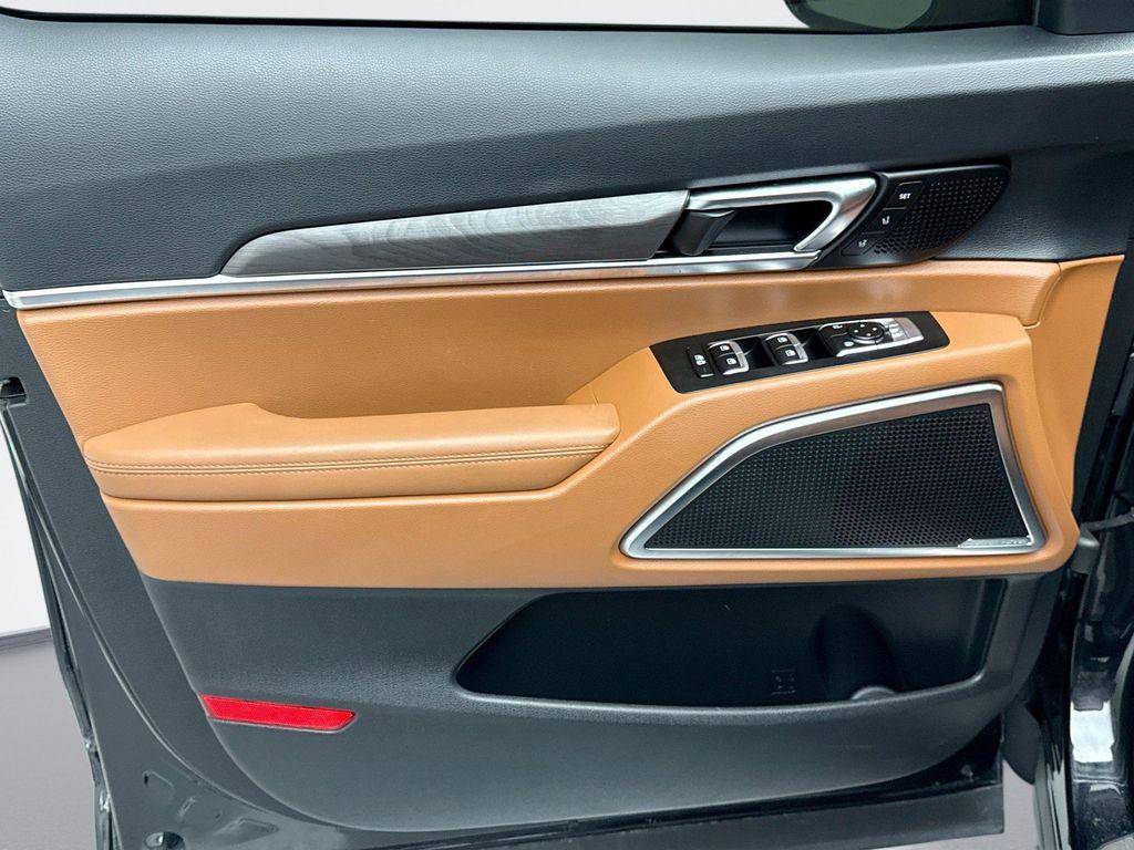 used 2024 Kia Telluride car, priced at $41,499