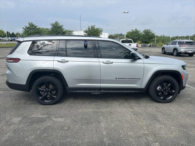 used 2022 Jeep Grand Cherokee L car, priced at $33,499