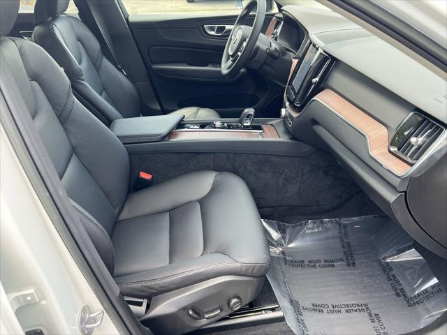 used 2023 Volvo XC60 car, priced at $40,899