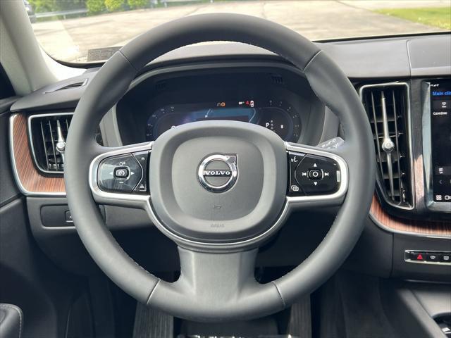 used 2023 Volvo XC60 car, priced at $40,899