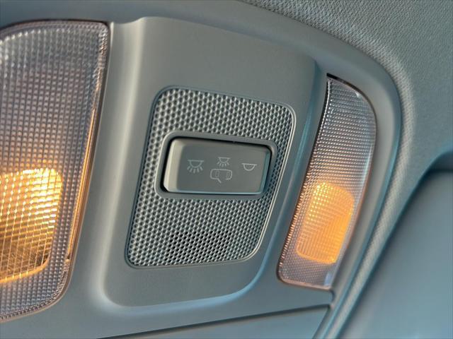 used 2022 Kia Niro Plug-In Hybrid car, priced at $24,490