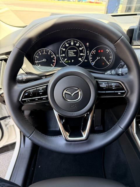 new 2025 Mazda CX-90 car, priced at $39,097