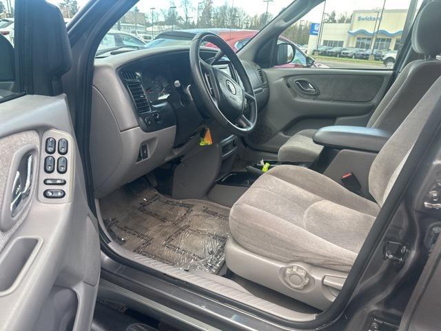 used 2002 Mazda Tribute car, priced at $7,990