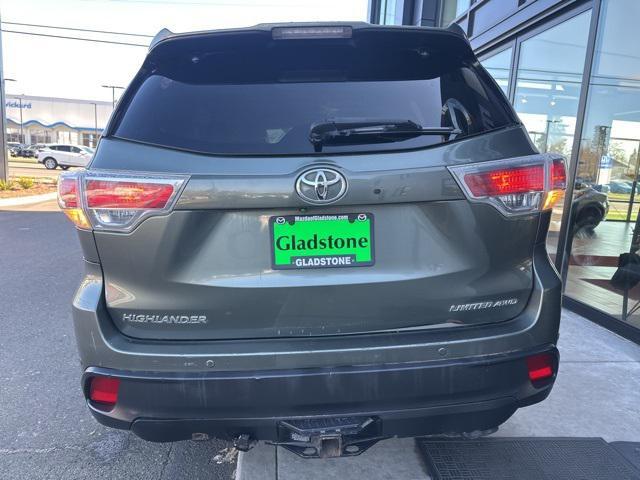 used 2014 Toyota Highlander car, priced at $19,690