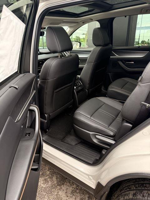 new 2025 Mazda CX-90 car, priced at $47,735