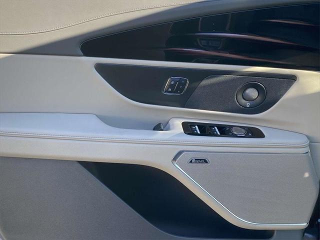 new 2025 Lincoln Nautilus car, priced at $58,712