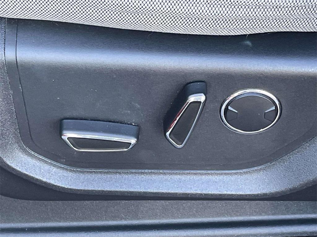 used 2017 Ford F-150 car, priced at $19,999