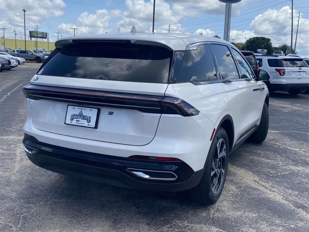 new 2025 Lincoln Nautilus car, priced at $52,499