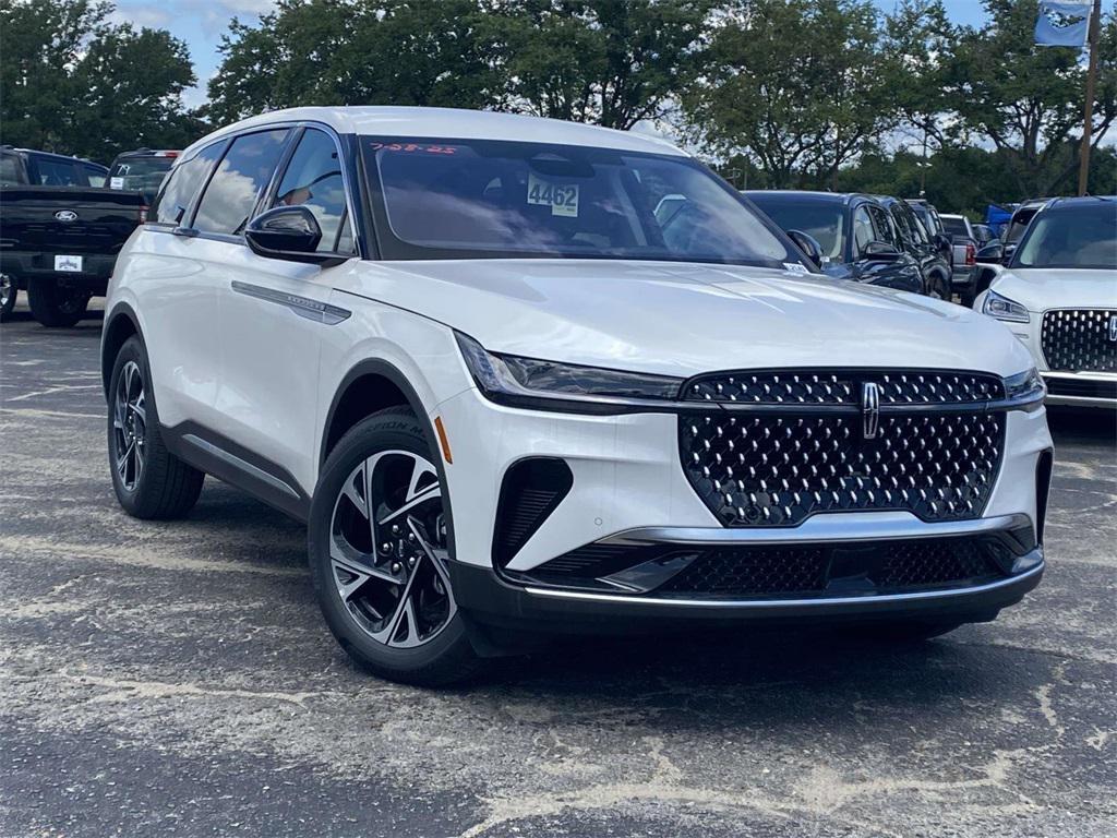 new 2025 Lincoln Nautilus car, priced at $53,499